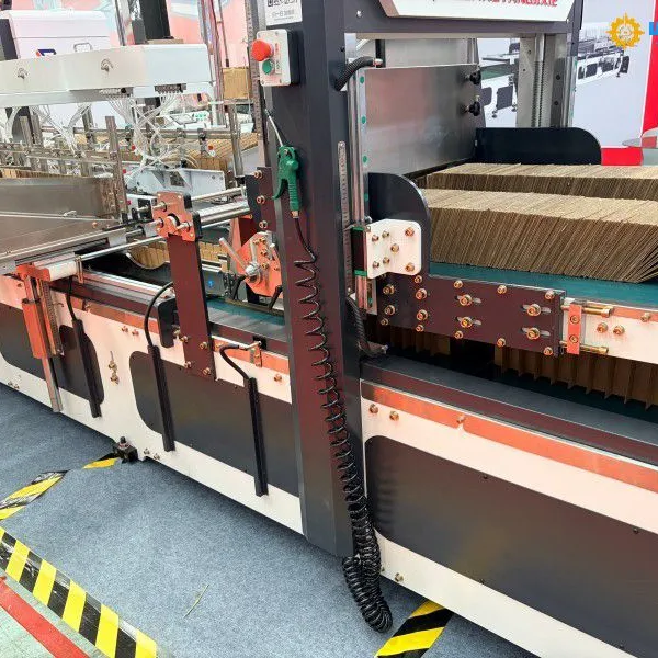 China Automatic Partition Assembly Machine photo-3