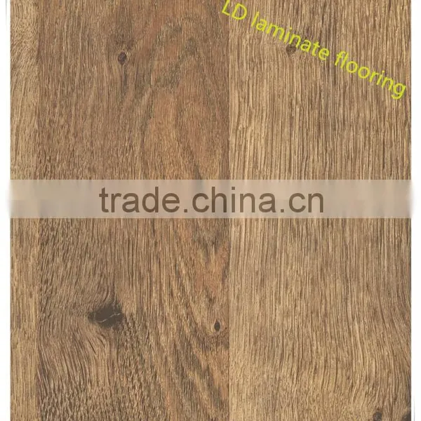 LAMINATE FLOOR WITH REAL WOOD GRAIN SURFACE photo-5