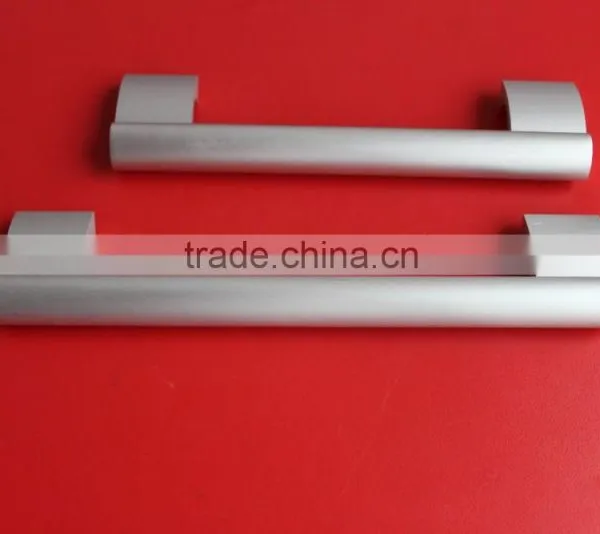 Aluminium Furniture Cabinet Pull Handles for Kitchen and Bathroom