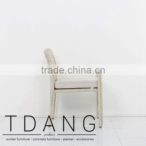 Valencia Wicker Dining Chair - Poly Rattan Material - Outdoor Wicker Furniture photo-3