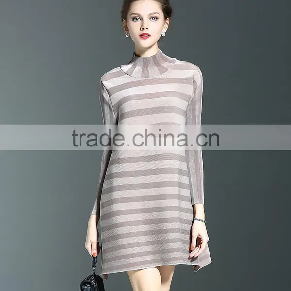 Spring Models Lady Casual Clothing Stripped Turtleneck Crinkled Dress photo-5