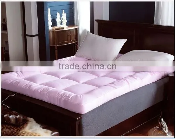 White Goose Down and Feather Filled Mattress Topper Bed Mattress photo-4