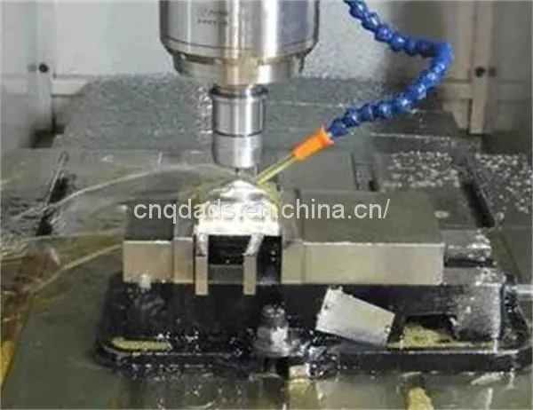 Нержавеющая стальная прямая резцовая масляная жидкость с лучшей смазкой и худшим охлаждением
