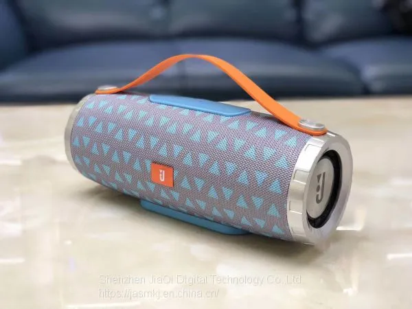 G109 Wireless Bluetooth Speaker Portable Outdoor Mini Sound Card Speaker Box photo-5