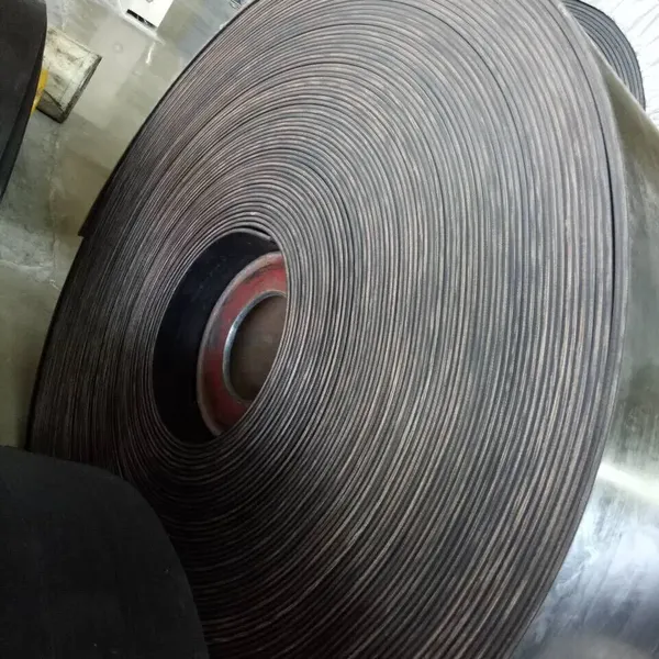 Quality Conveyor Solutions | Conveyor Belt | Composite Rollers/Heavy Duty Steel Cord Rubber Conveyor Belt St630-St2500