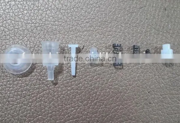 Plastic Spray Part Automatic Assembling Machine photo-2