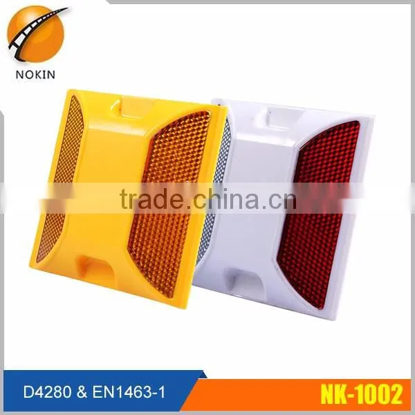 High Quality Lowest Price Plastic Motorway Reflective Road Studs photo-2