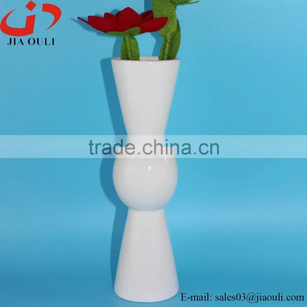 Popular Hot Sale White Small Ceramic Handicraft Vase, Ceramic Vase