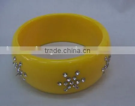 Resin Bracelet & Bangles, Fashion Bracelet, Fashion Bangle & Bracelet, Colored Resin Bracelet.