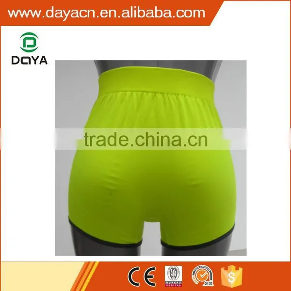 High Quality Fashionable Gym Wear Seamless Pure Color Yoga Shorts photo-2