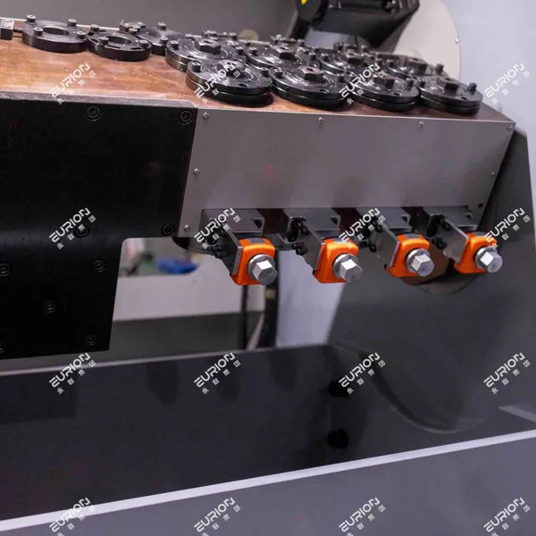EV Insulated Busbar Bending Machine photo-4