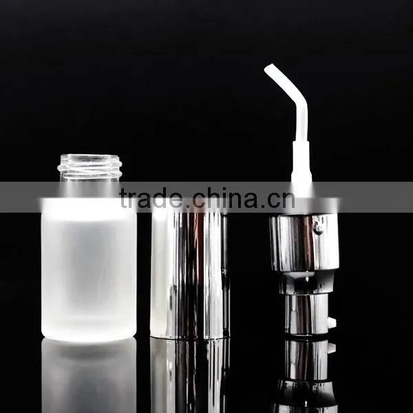 Fancy 15ml Lotion Glass Bottle With Silver Press Pump photo-3