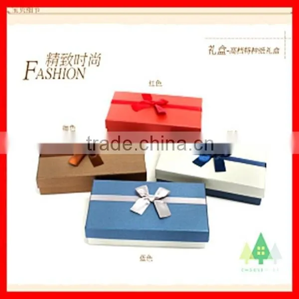 Elaborate Several Kinds of Pretty Design Scarf Gift Packaging Box With Bow photo-4