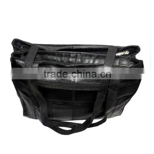 Ladies Handbag in Genuine Leather in Patchwork. photo-4