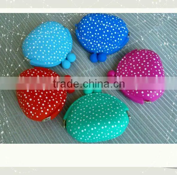 Cute and Mini Silicone Coin Bags With New Pattern Colorful photo-2