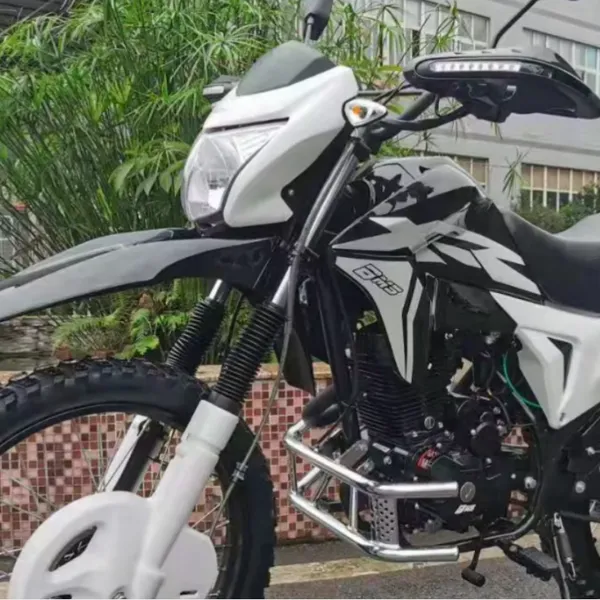 2024 Super Speed Moto 150 Chopper Motorcycle Gas Factory Customized Manufacture Motoras 150c Oem Streetbikes Dirtbike 250cc