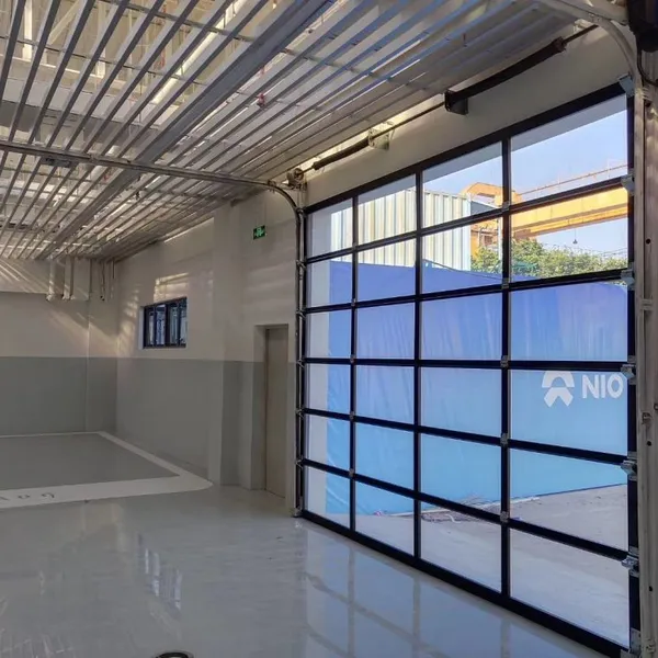 Modern Automatic Aluminum Tempered Glass Garage Door Commercial Sectional Overhead Remote for Villas Factory Direct photo-3