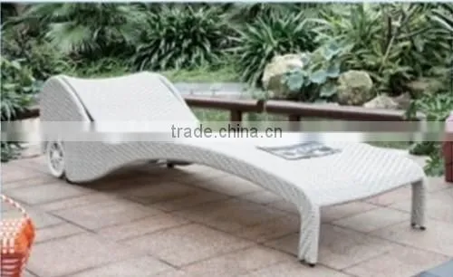 Garden Product Leisure Furniture PE Rattan Outdoor Lounger French Chaise Lounge photo-3