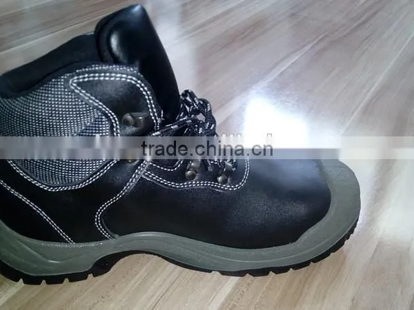 Industrial Low Price Waterproof Oil-resistant Safety Shoe, WT-2005 photo-2