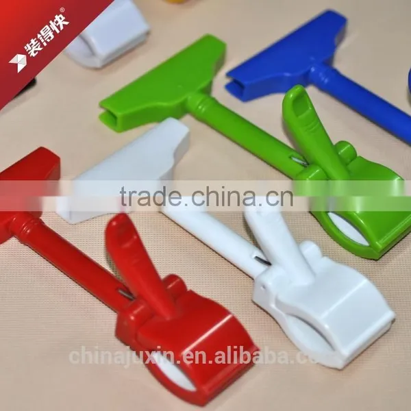 Made in China PVC Poster Display Clip photo-4