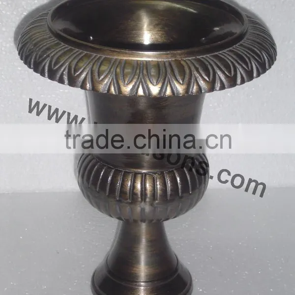Hot Sale New Style Garden Flower Pot Tin Metal Crafts Metal Vases photo-2