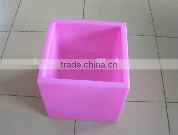 Durable Plastic Rotational Can for Flower Pot and Water Tank photo-6