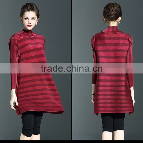 Spring Models Lady Casual Clothing Stripped Turtleneck Crinkled Dress photo-2