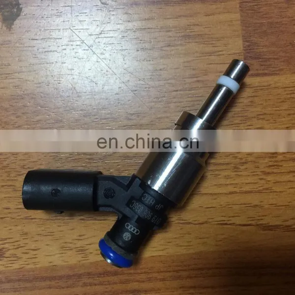 Good Quality Fuel Injector OEM 079906036C 0261500026 for V W photo-2