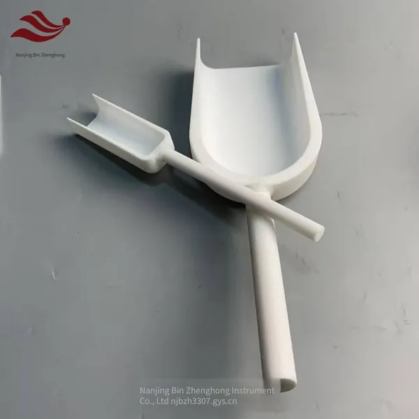 Polytetrafluoroethylene Precipitation Shovel for Collecting Wet Crystals, High-purity Sample Dispensing Spoon, Ptfe Medicine Collecting Spoon, Customizable photo-3