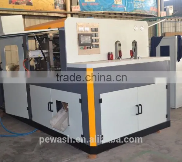 Good Quality Blow Moulding Machine With Preform Auto-loading photo-3