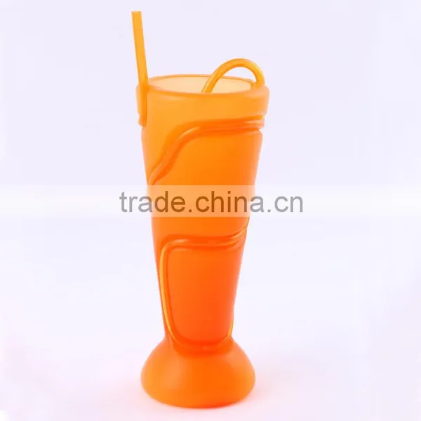 New Design Colorful Plastic Cups With Straw photo-5