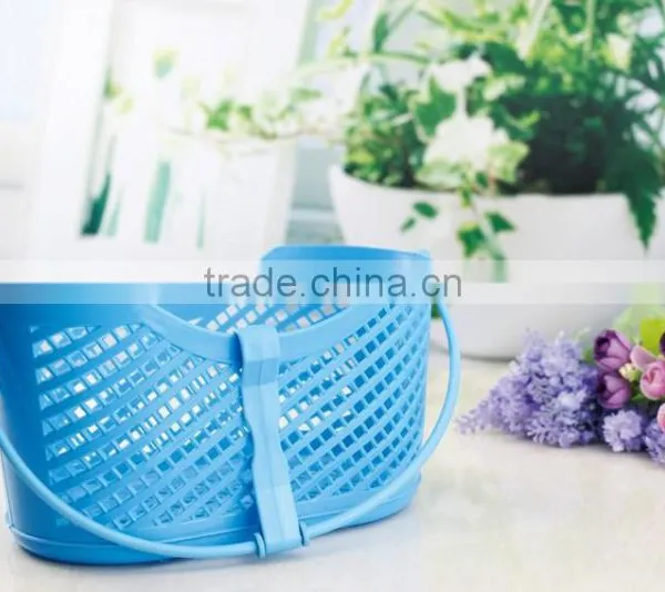 Popular Cheap Stable Quality Professional Manufacturer Clothes Peg With Plastic Basket photo-2