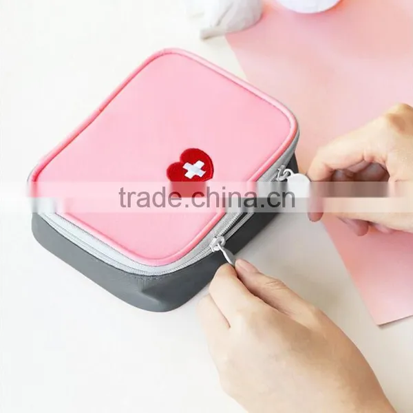 Travel Trip Handy Fabric First-aid Medicine Case Holder photo-2