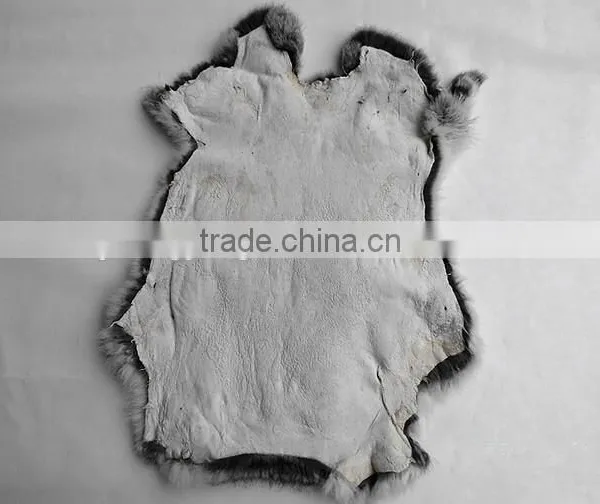 Factory Wholesale Cheap Price Natural Color Rabbit Skins for Decoration photo-5