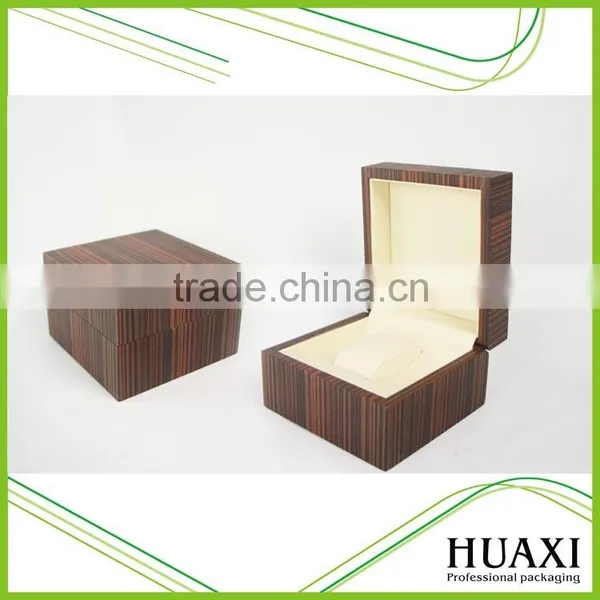 Personalized Black Matte Lacquer Wooden Watch Case photo-3