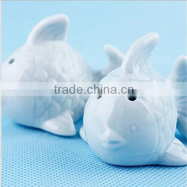 Wedding Favors Two Lovely Fishes Salt&Pepper Shakers photo-4