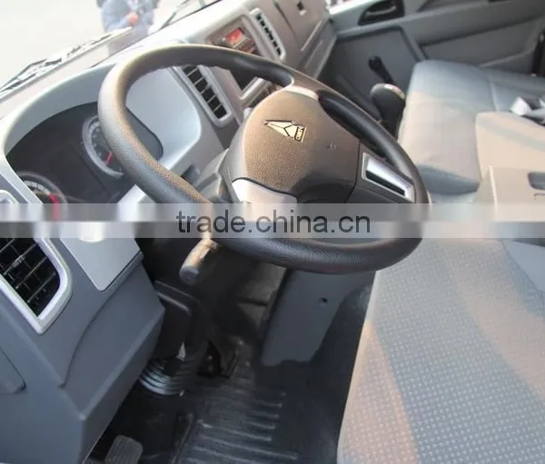 Marca China Sinotruk 115hp New Condition Self-discharging Truck photo-4