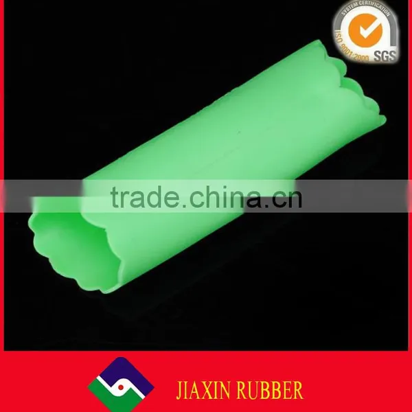 2017 Factory Wholesale Silicone Garlic Peeler, Flexible Garlic Peeler Tools for Home Kitchen photo-3