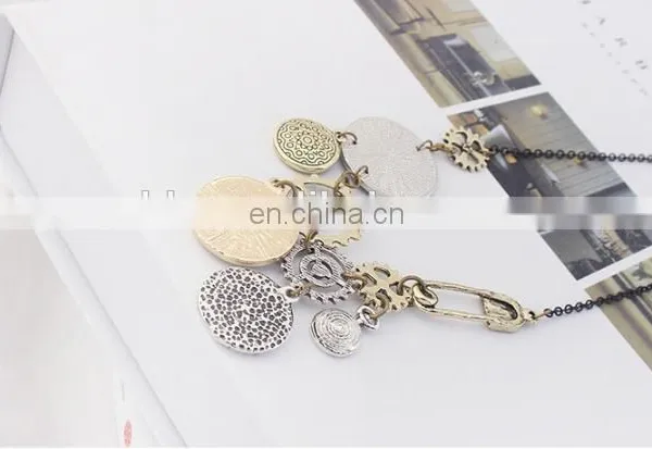 Fashion Creative Statement Long Female Exaggerated Personality Gear Clock Vintage Style Necklace photo-2