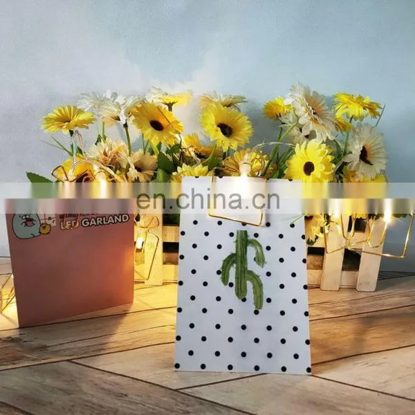 Custom Made Holiday Battery Powered 10L Metal Gift Box Shaped Clips Fairy String Lights For Home Party Decoration photo-2