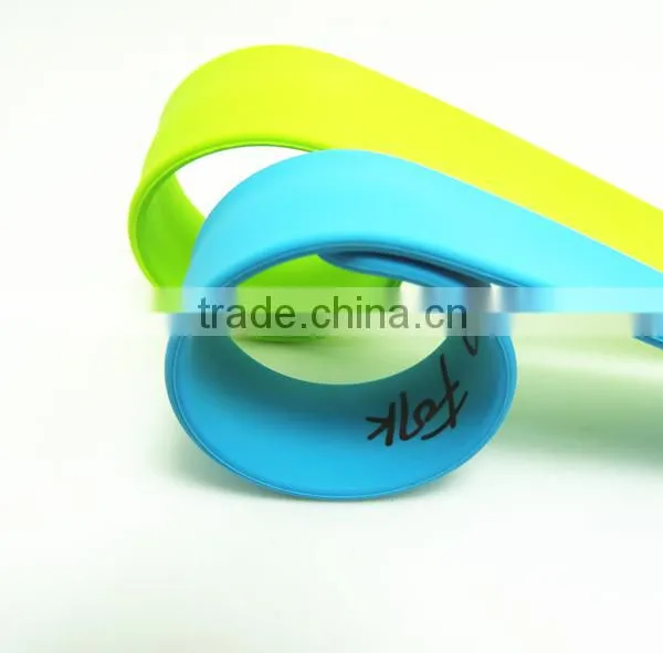 2015 Wholesale Cheap Silicone Slap Bracelet for Kids Gift Quality Choice photo-2