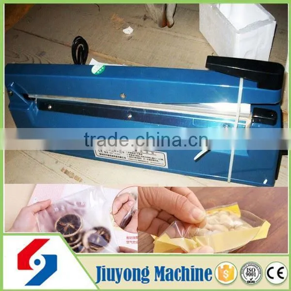 2015 Most Popular Mineral Water Plastic Bag Sealing Machine photo-4