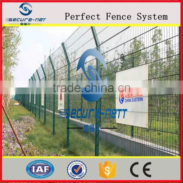 The Price is Right Have a Credibility the Airport Fence photo-2