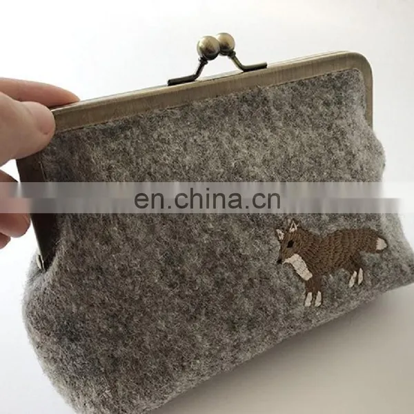 Customized Felt Handbag Coin Bag photo-5