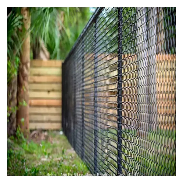 Hot Sale Green PVC Coated Chain Link Wire Mesh Fence for Farm/Garden photo-5