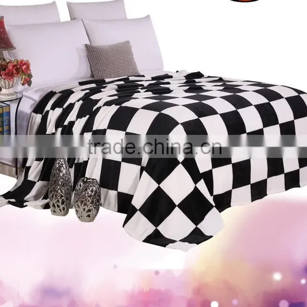 Fashion Grid Stripe Flannel Blanket photo-3