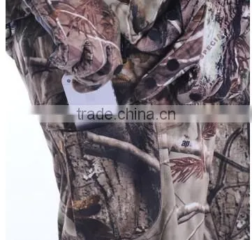 Wholesale Camo Windproof Taped Hiking Softshell Jacket photo-4