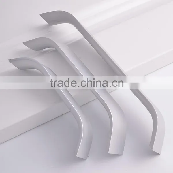 China Manufactory Products Modern Space Aluminum Cabinet Handle and Knobs / Drawer Pulls With Screws photo-3