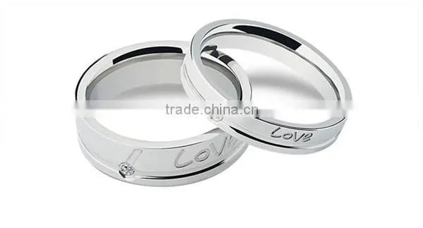 2016high Polished Crystal Engrave 316l Stainless Steel Wedding Band Ring for Lovers photo-4