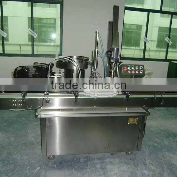 Cylinder Photoelectric Automatic Filling and Capping Machine photo-5